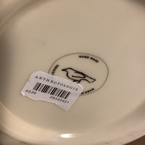 Anthropologie Cream and Gold Ceramic Monogram Initial Letter S Mug - Picture 7 of 7